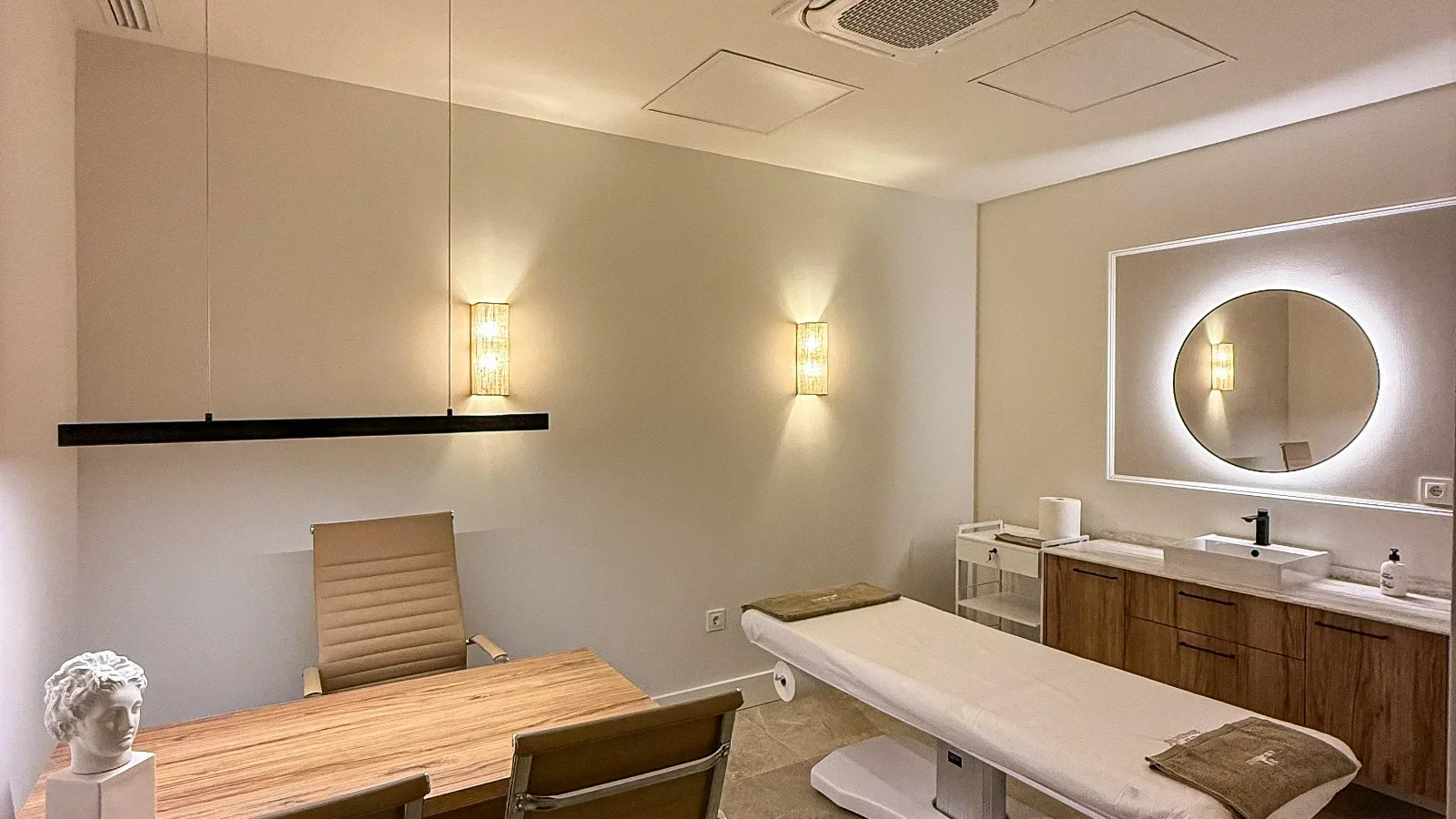 Nuestros tratamientos combinan ciencia y bienestar sensorial para que cada sesión sea un ritual de belleza y serenidad.