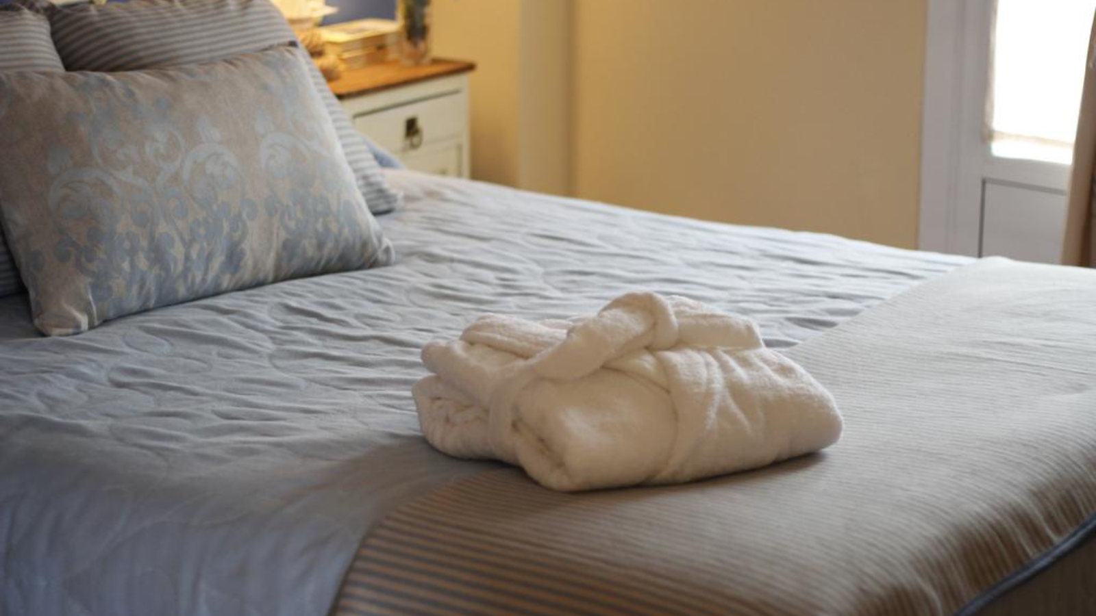 Descansa en nuestros apartamentos después de tu jornada llena de aventuras.