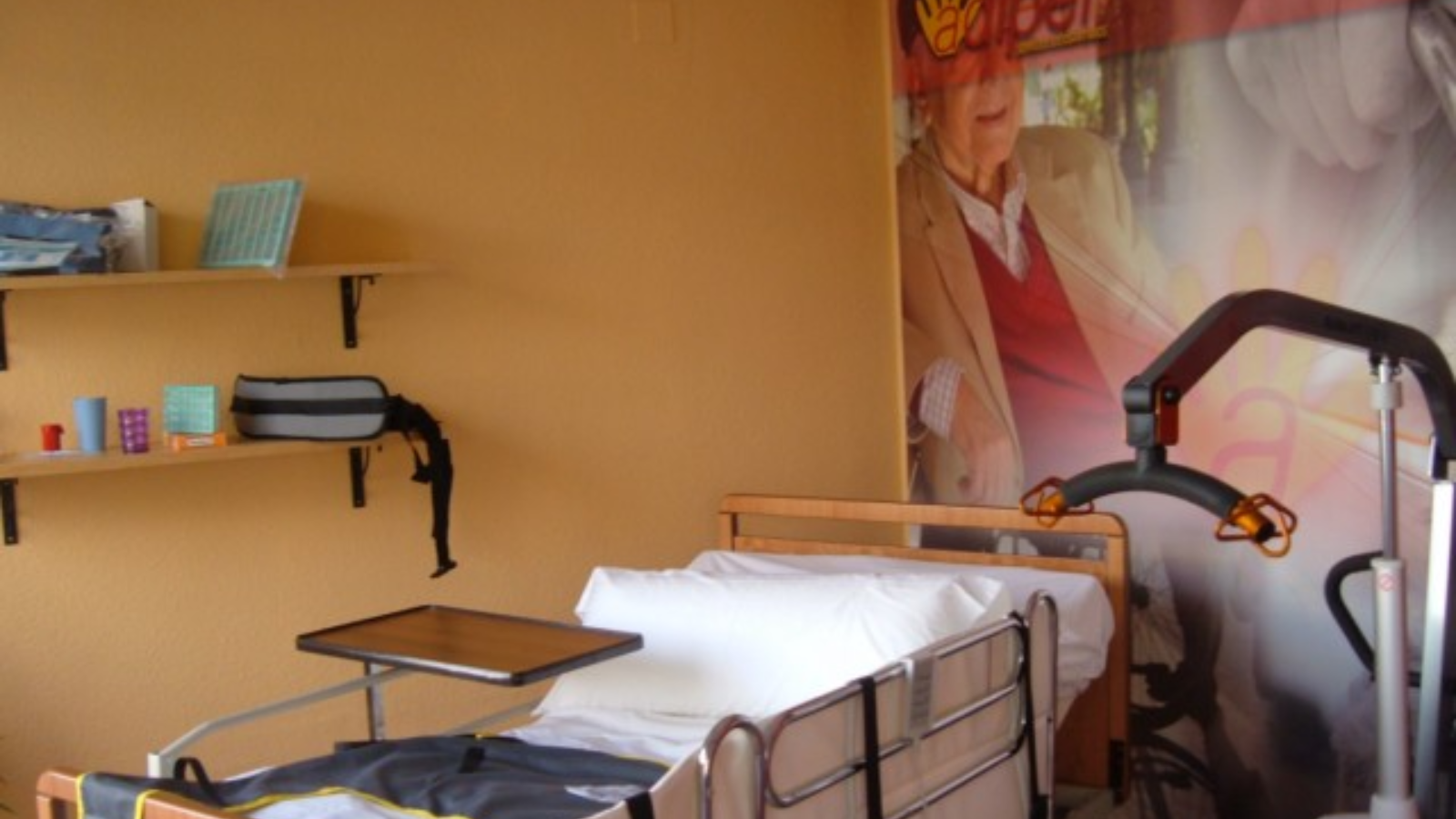 Disponemos de una amplia gama de productos de apoyo y parafarmacia. 
Elige la modalidad de venta o alquiler. 
Encuentra todo lo que necesites y más en nuestras tiendas físicas y tienda online.