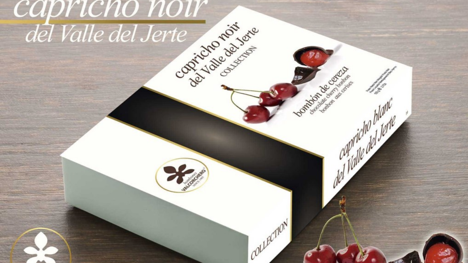 Colección CAPRICHOS bobones de cereza recubierto con una capa de diferentes chocolates, puro 67% cacao, blanco y ruby.
Packaging estuche de 10 bombones