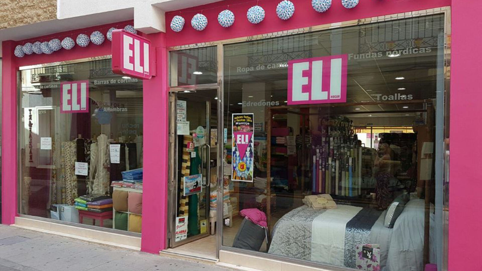 Muy próxima a la Plaza de España de Montijo