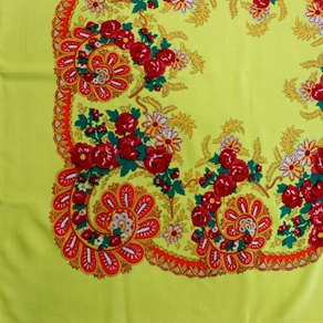 Pañuelo portugués amarillo en lana