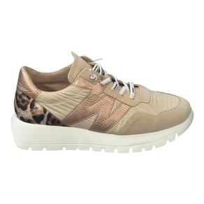 WONDERS Deportiva mod. A-24100  Being  Ref. 12000491