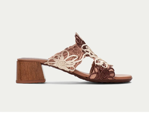 Mule HISPANITAS Marrón tacón bajo ref 24